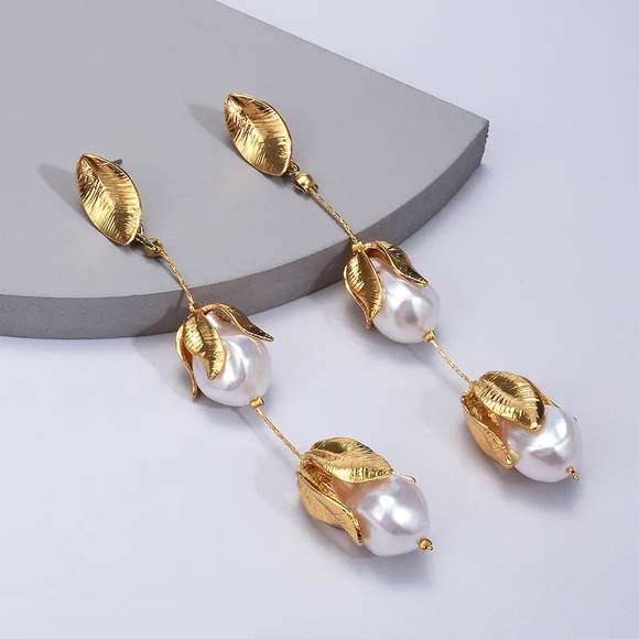 1pair Zara SUNBURST sun STATEMENT EARRINGS - Picture 15 of 16